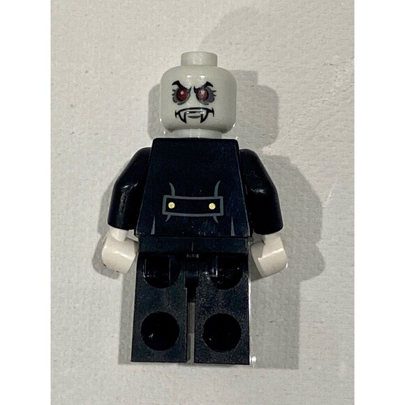 Lego Monster Fighters Lord Vampyre Glow-in-the-Dark Minifigure - Picture 2 of 3